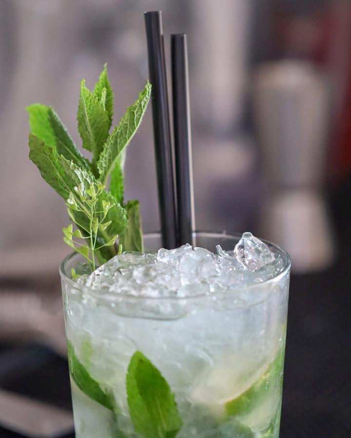 达拜亚俱乐部酒店 布雷佐内加尔达 外观 照片